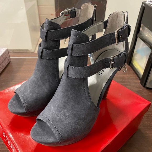 Guess sandals - Picture 3 of 7